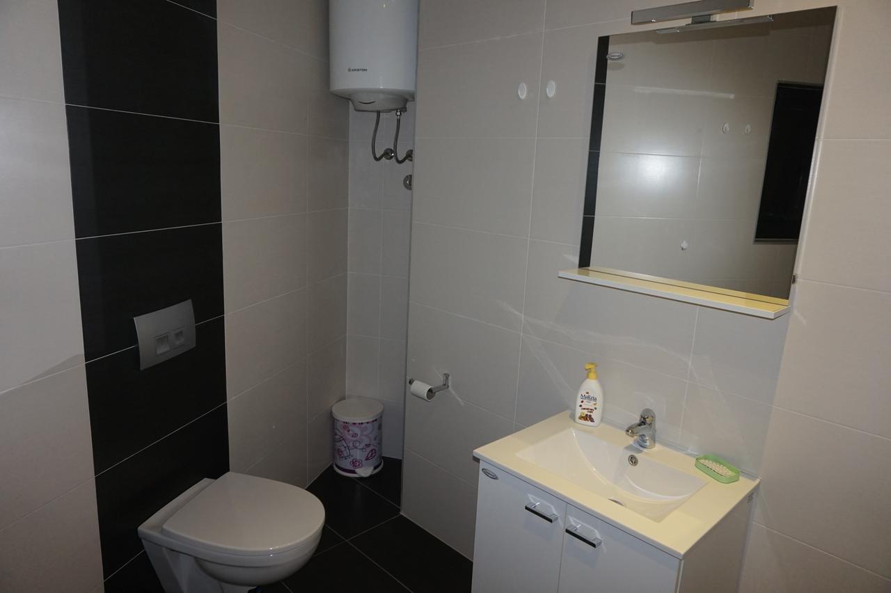 Apartments Minja Nerin Petrovac Ngoại thất bức ảnh