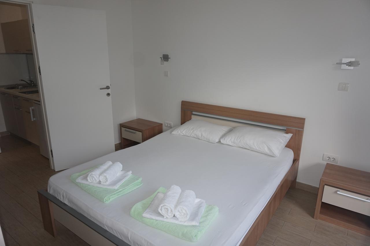 Apartments Minja Nerin Petrovac Ngoại thất bức ảnh